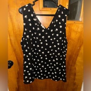 Plus size dandelion tank top